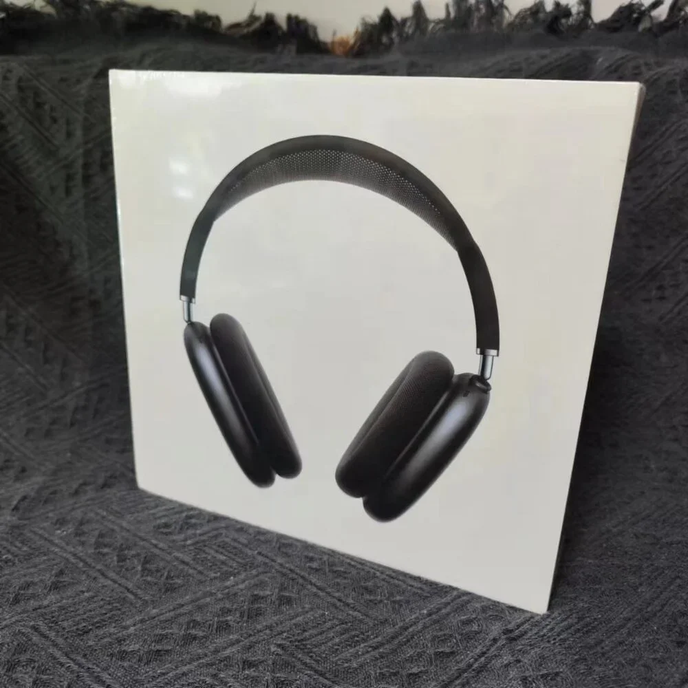 Apple AirPod Pro Max - Black with charger (original box) - Picture 3 of 4
